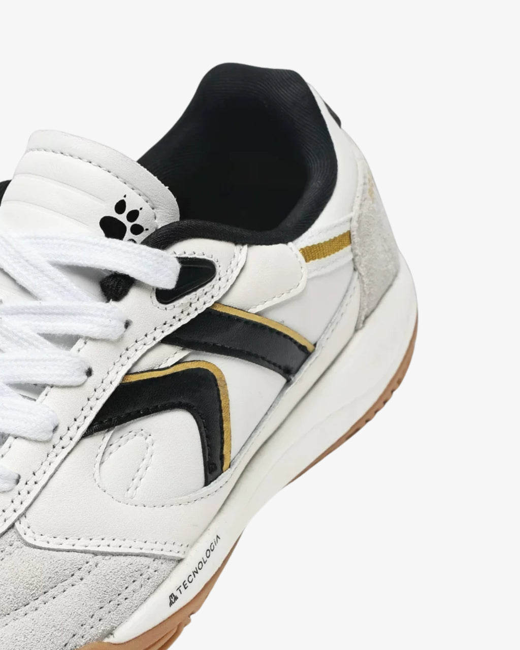 KELME Bravo Sneaker/Futsal Shoes